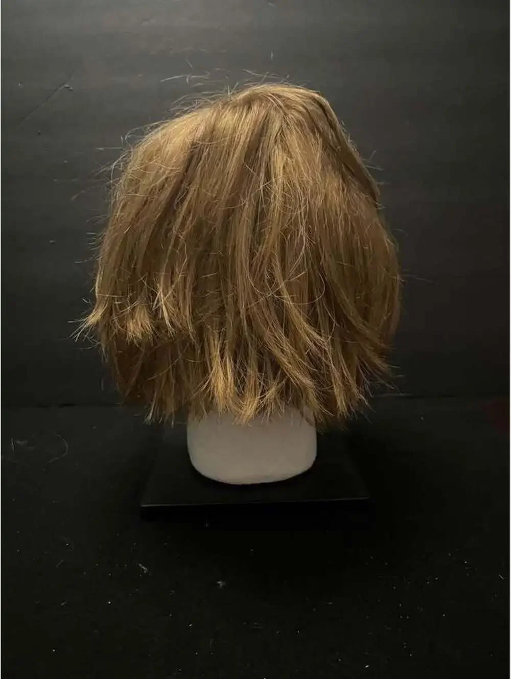 Short Layered Light Brown Wig